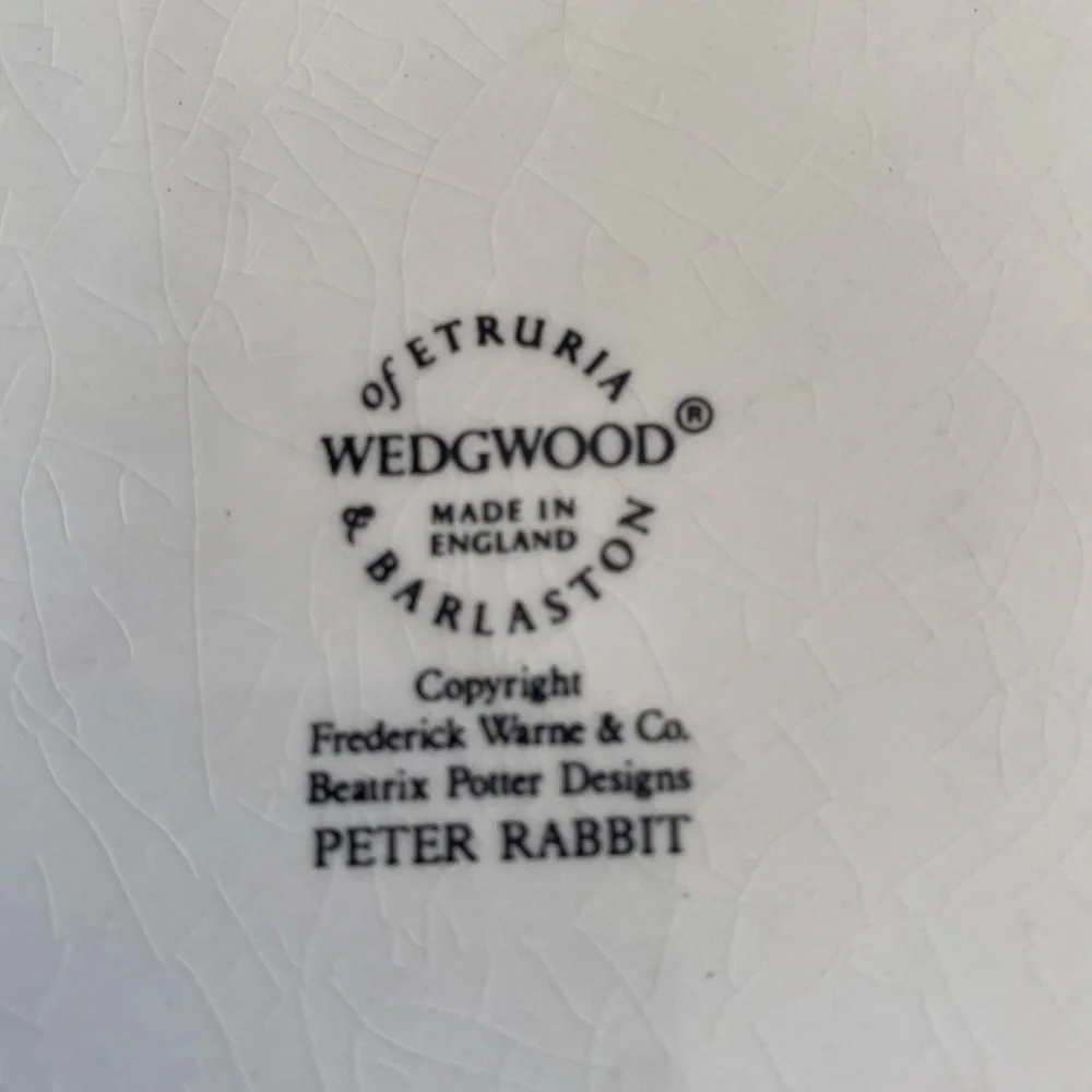 Wedgwood Peter Rabbit Design Plate - Picture 3 of 6